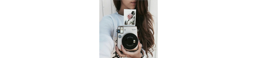 Fuji Instax Mini 70 Camera + 10 Shots